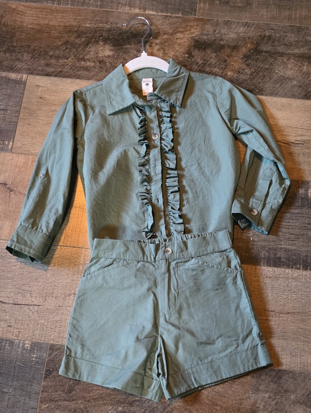 Nearly New Kate Quinn Tuxedo Shiet And Shorts Coordinates Outfit